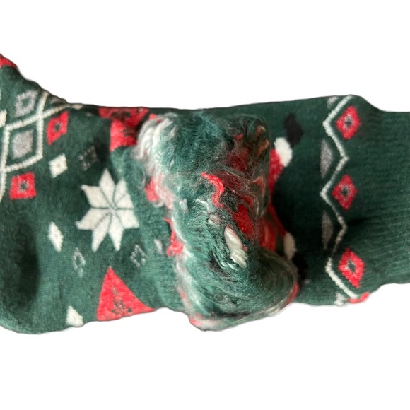 NEW Cuddl Duds Holiday Lounge Socks 3 Pack - Picture 6 of 6
